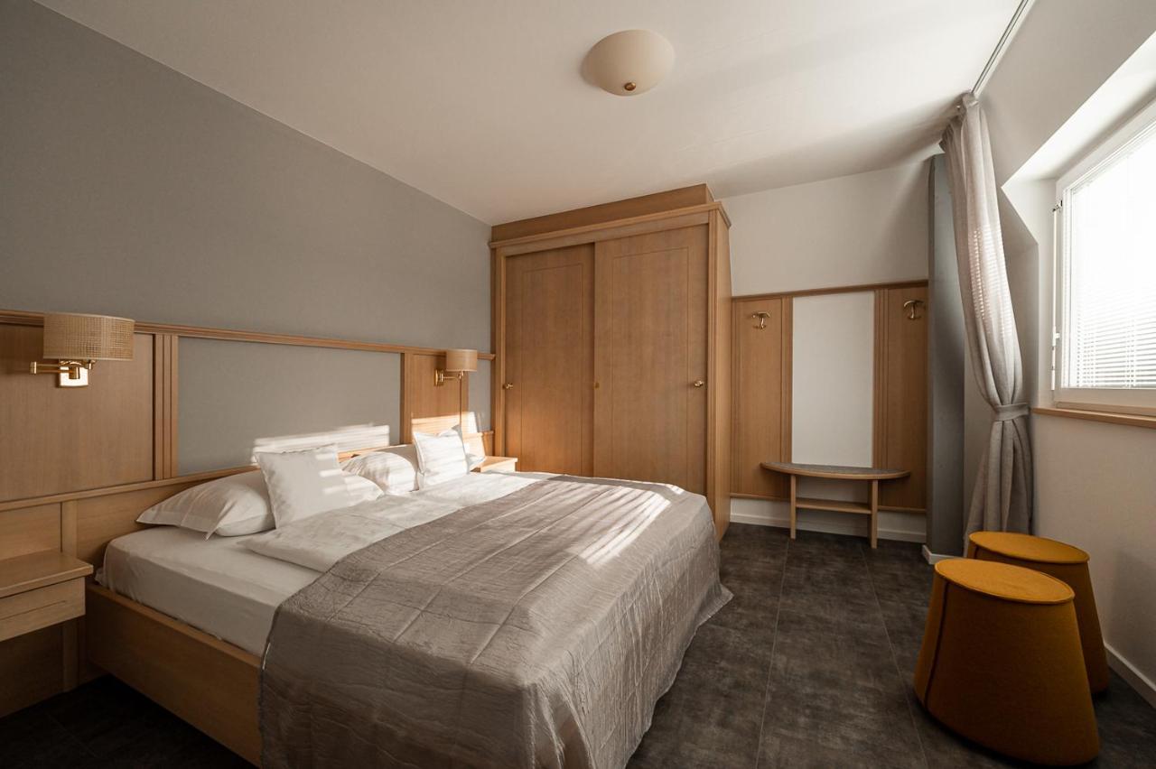 Apartmenthotel Ritterhof Suites & Breakfast Schenna Dış mekan fotoğraf