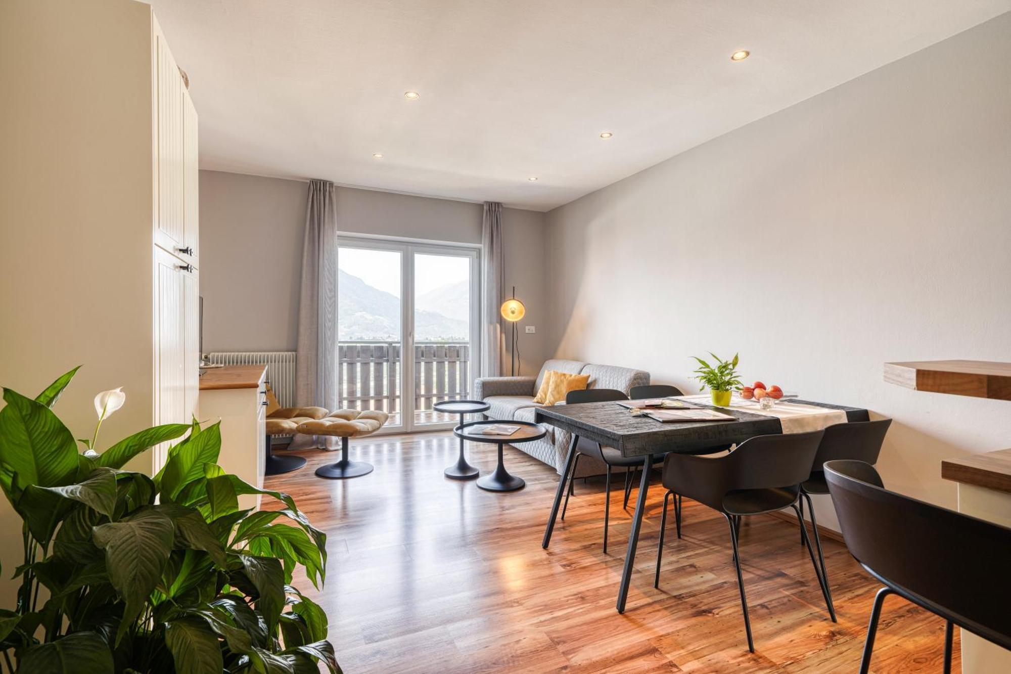 Apartmenthotel Ritterhof Suites & Breakfast Schenna Dış mekan fotoğraf